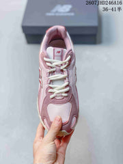 New Balance 204L Pink Low-Top Sneakers 711360EEU