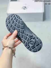 Chanel Black and White Low-Top Sneakers 2607GND1825A05