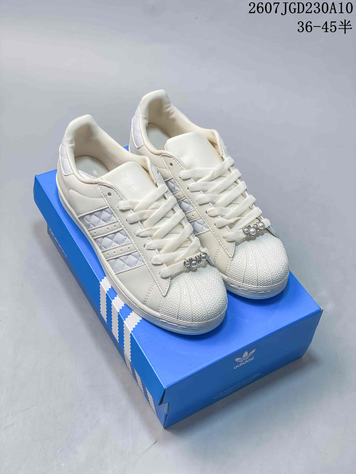 Adidas Superstar II White Sneakers 2607JGD230A10