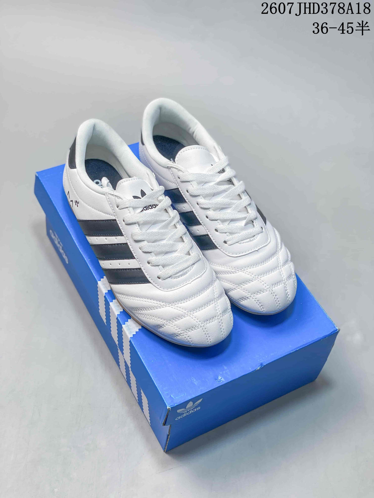 adidas Taekwondo Low-Top Sneakers White Black Gum