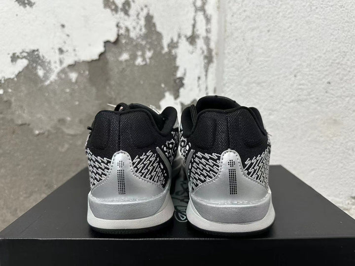 Nike Black and Silver Basketball Shoes