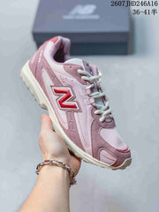 New Balance 204L Pink Low-Top Sneakers 711360EEU