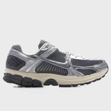Zoom Vomero 5 - Iron Grey/Chrome/Metallic Silver