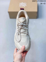 On Cloudsolo Unisex Running Sneakers Off-White 2607JJY206A16