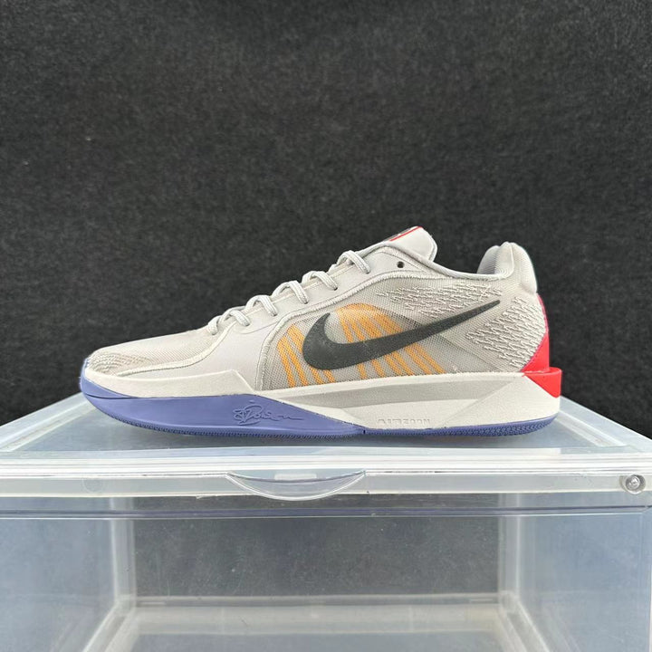Nike Zoom Basketball Shoes in Off-White and Purple