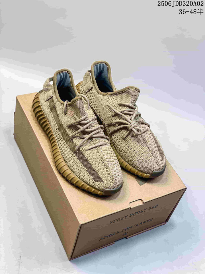 Adidas Yeezy Boost 350 Beige Knit Sneakers 2506JDD320A02