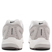 Women's Air Pegasus 2005 - Phantom/Metallic Silver/Light Bone/Black