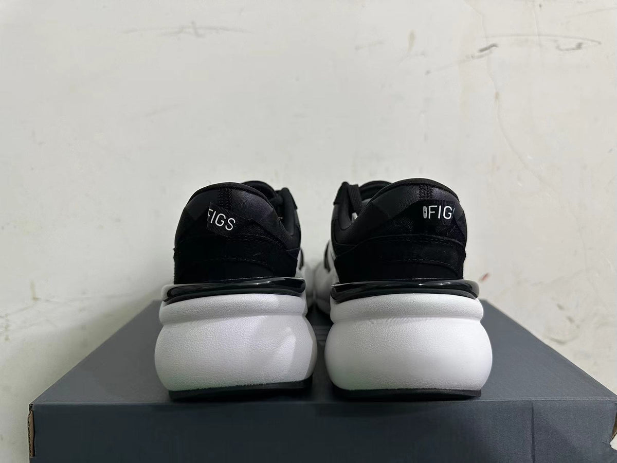 New Balance 3447 Black and White Sneakers