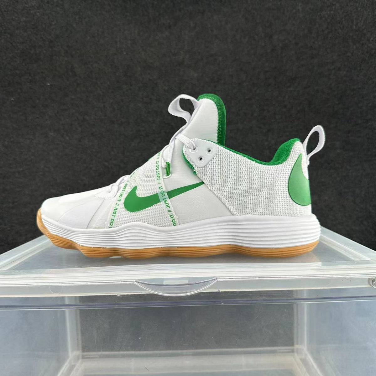 Nike White and Green Basketball Sneakers with Gum Sole