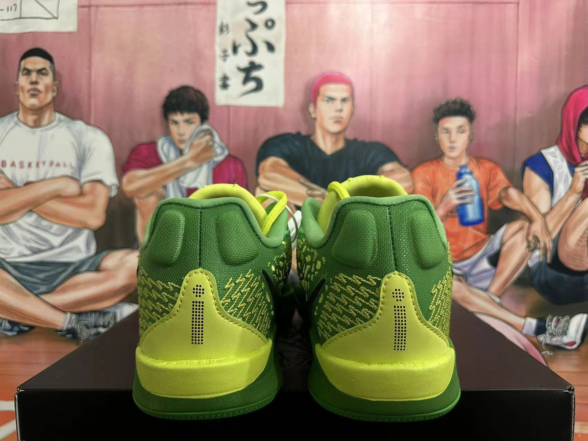 Nike Basketball Shoes in Green and Volt
