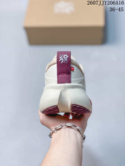 On Cloudsolo Unisex Running Sneakers Off-White 2607JJY206A16
