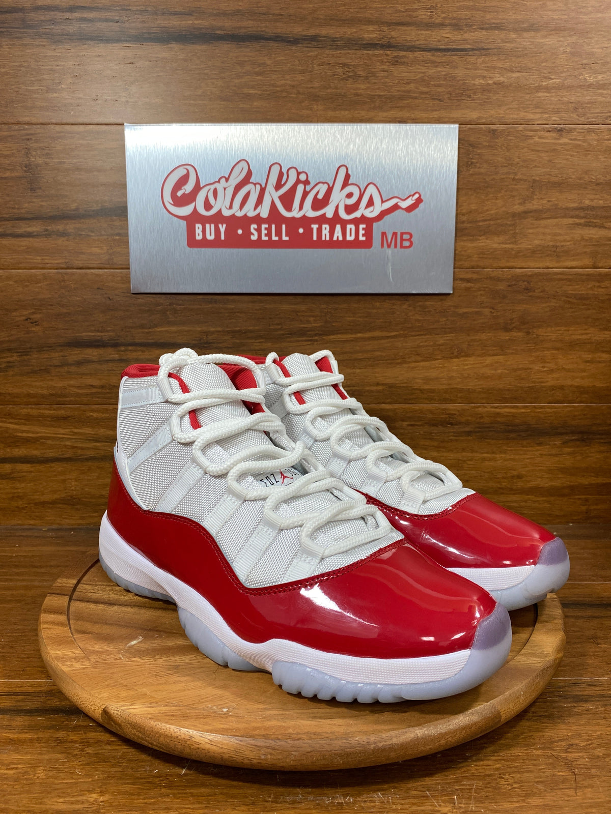Jordan 11 Retro Cherry (2022)