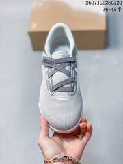 On Cloudnova Sneakers Light Gray White