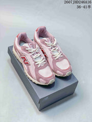 New Balance 204L Pink Low-Top Sneakers 711360EEU