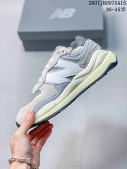 New Balance 5740 M5740VLB Grey Low-Top Sneakers
