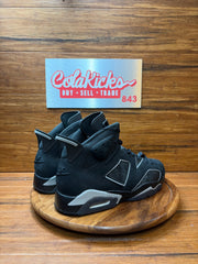 Jordan 6 Retro Cap and Gown