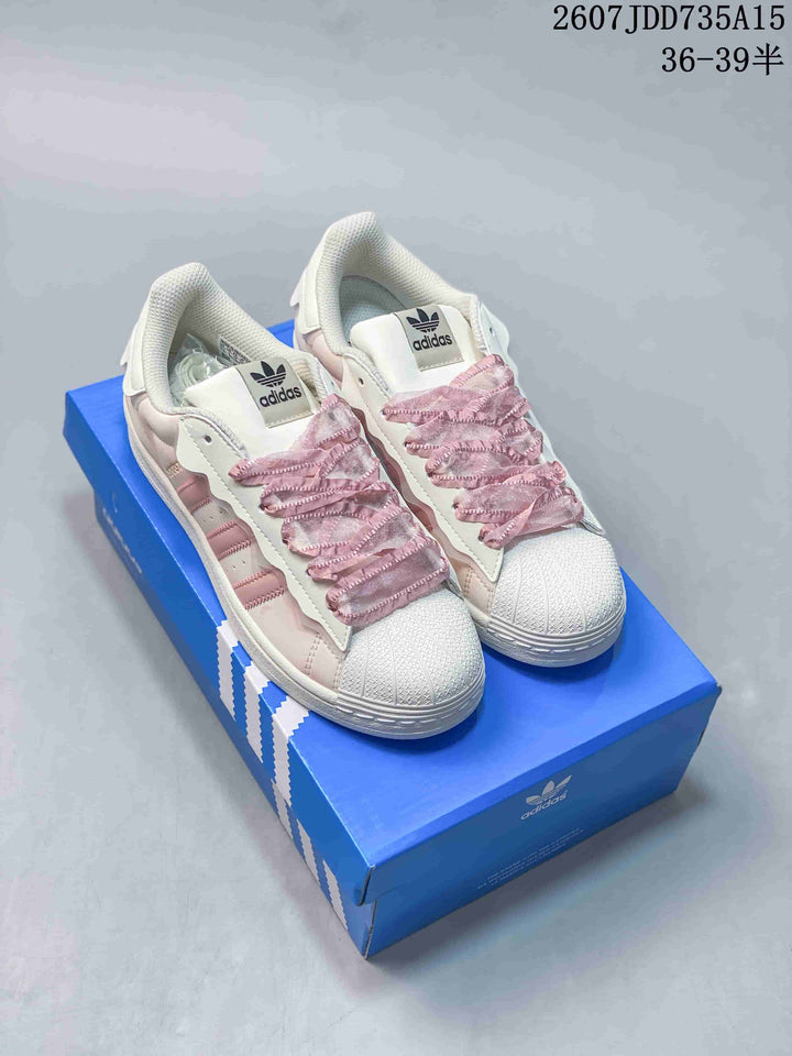 adidas Superstar Sneakers White and Pink 2607JDD735A15