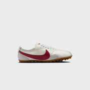 Nike WMNS Moon Shoe - Summit White / Team Crimson
