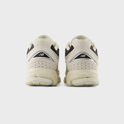 New Balance 2002R - Arid Stone / Black Coffee